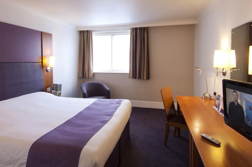 Premier Old Street 3*
