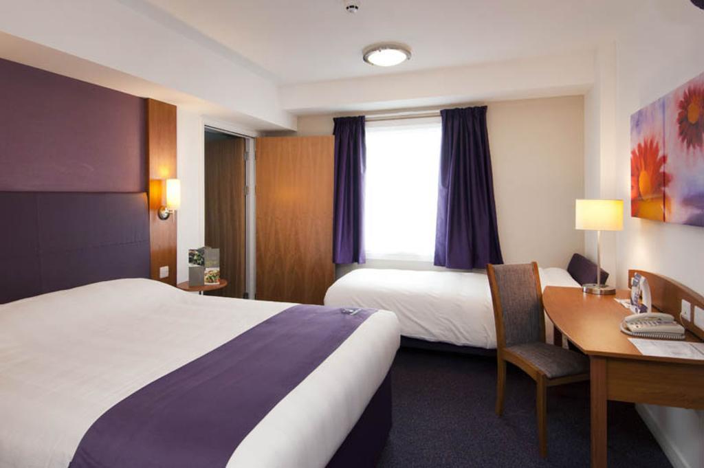 Premier Old Street Hotel 3*